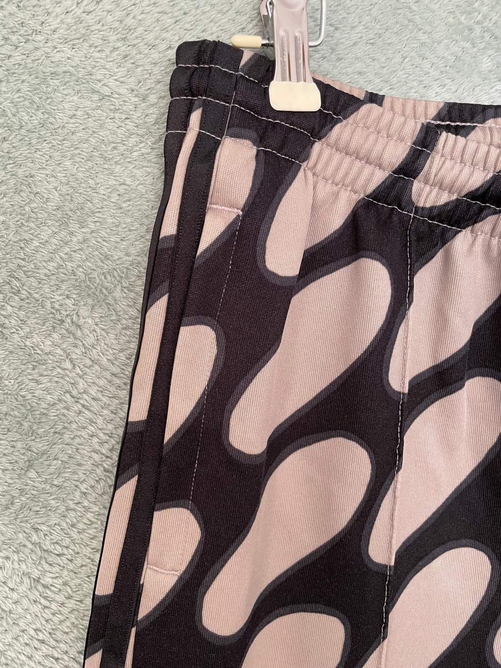 Pantalón deportivo Marimekko Adidas (M)